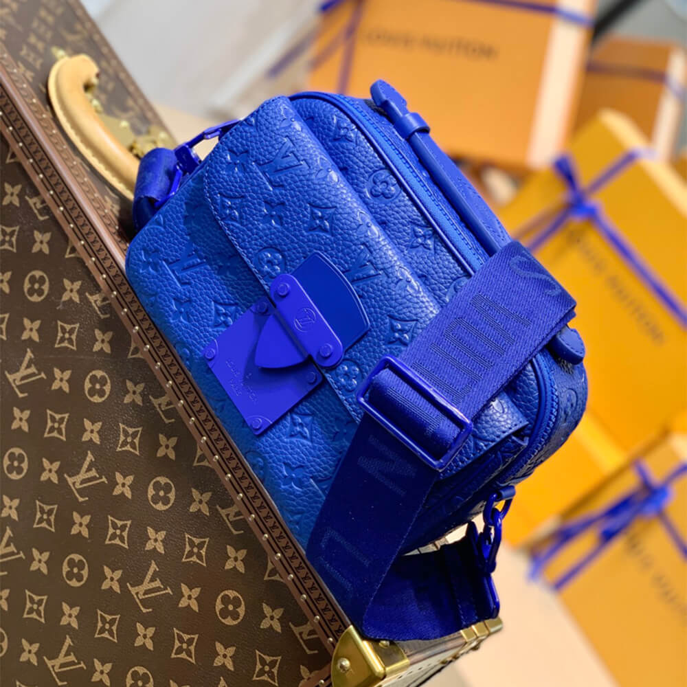 LV S LOCK MESSENGER