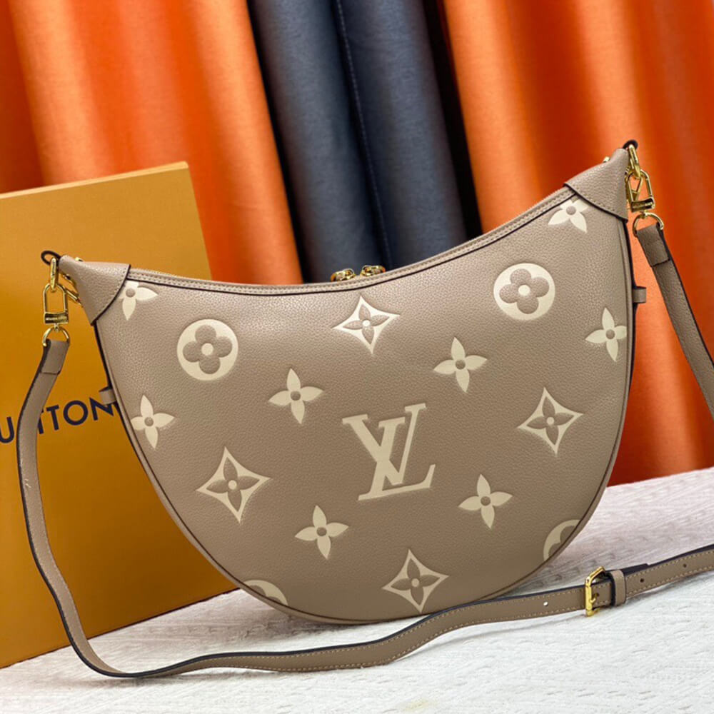 LOUIS VUITTON Loop Hobo