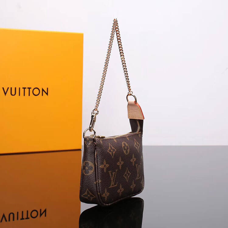 LV Mini Pochette Accessoires