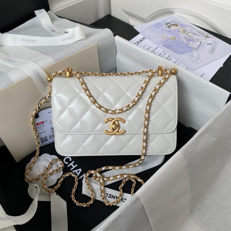 CHANEL SMALL FLAP