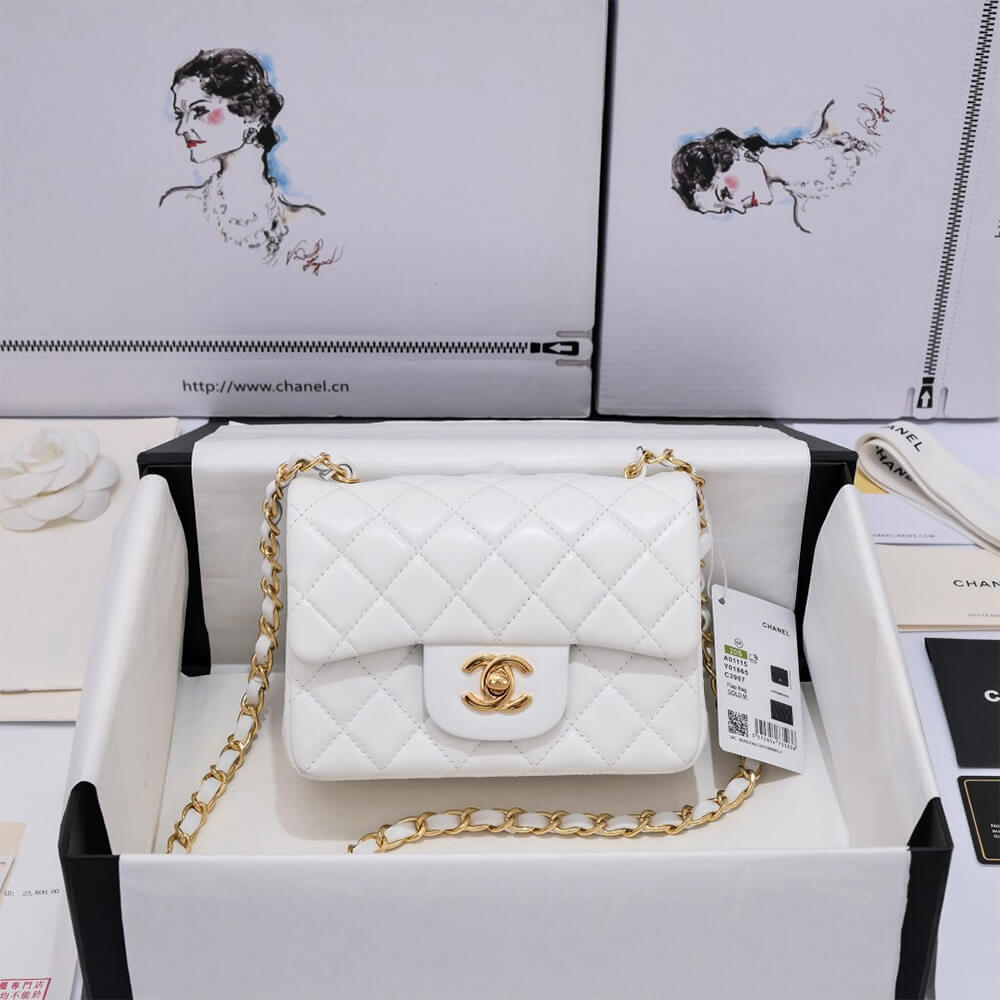 CHANEL MINI FLAP BAG