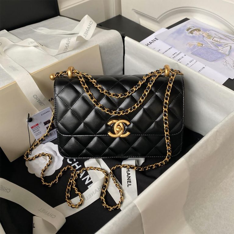 CHANEL SMALL FLAP