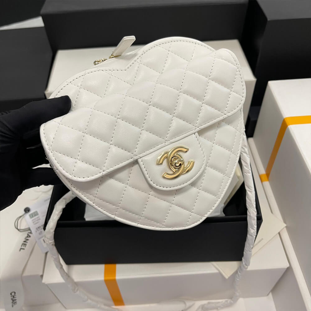 Chanel 22s Heart Bag